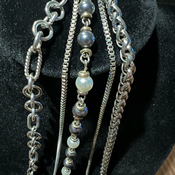 VINTAGE but- Very trendy 5 Strand choker silver tone- EUC - Picture 2 of 7